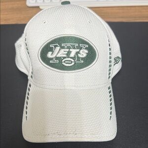 White and Green NY JETS Cap